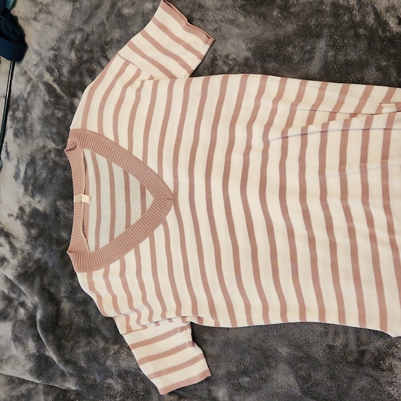 Wishlist Top - Picture 2 of 3